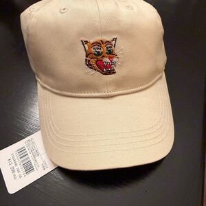 Onitsuka Tiger by Asics Cream Hat with Embroidered Tiger gender neutral